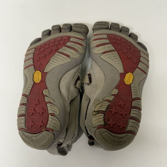 Vibram Fivefingers W4423 Gray Red Barefoot Running Shoes Women 36 GUC - Picture 12 of 12